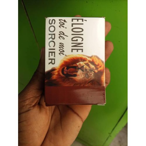 Savon éloigne-toi de moi sorcier